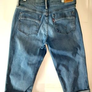 LEVI'S CROP PANTS